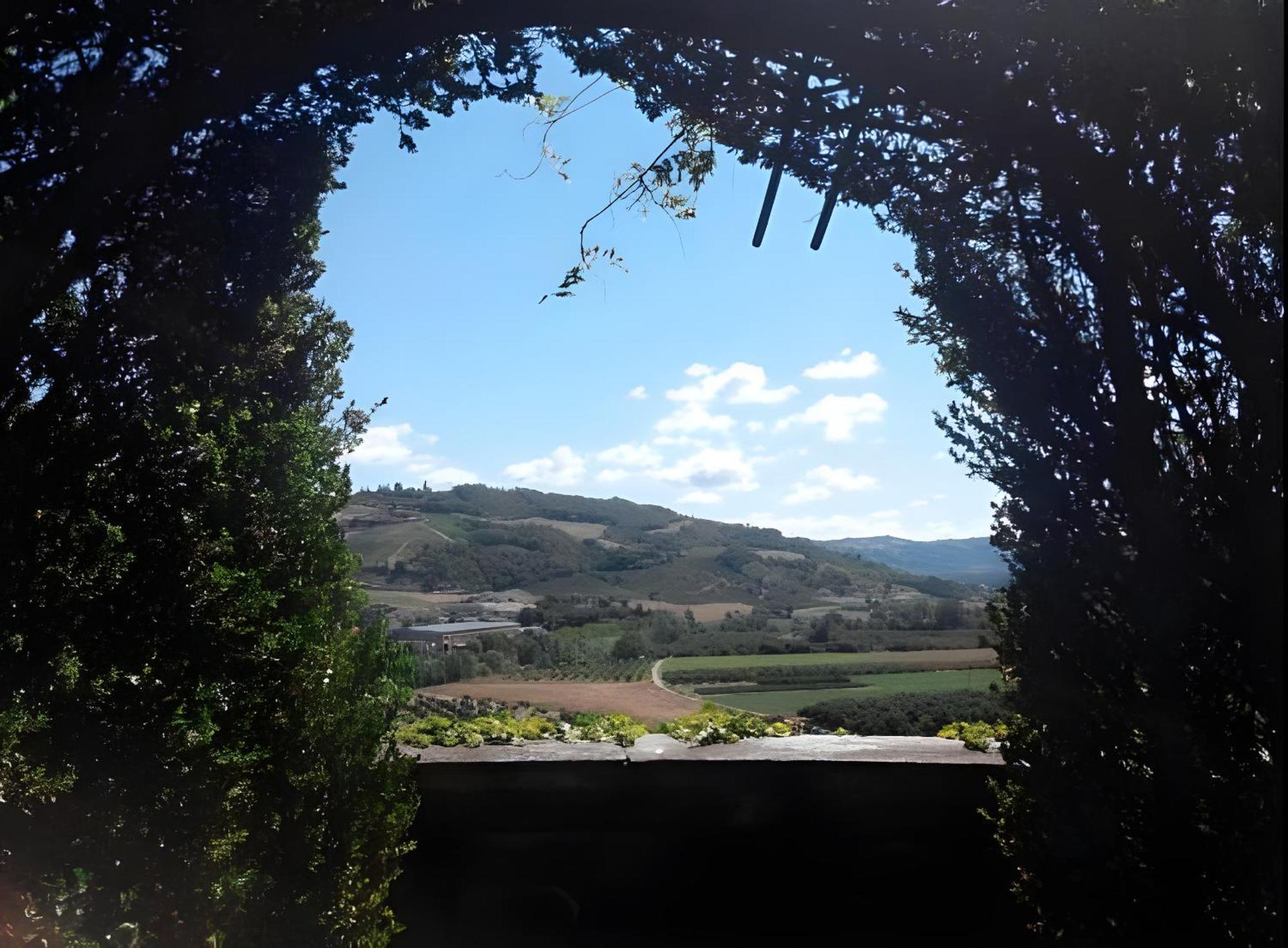 Il Castello Di Bubbio Hotel Exterior photo